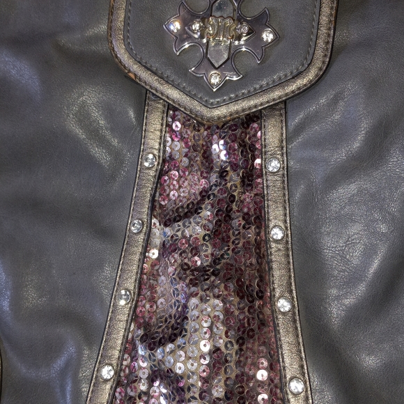 Crossbody Bag - Picture 4 of 6